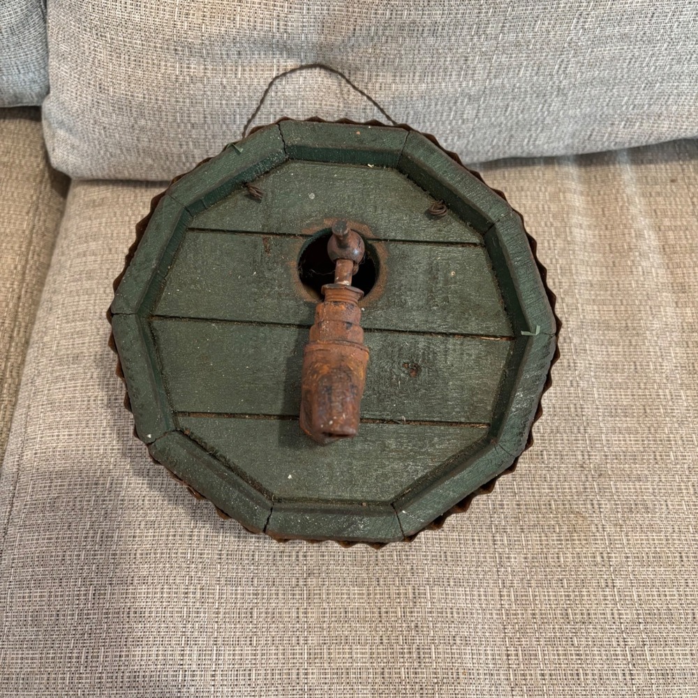 Rustic Vintage‎ Green Octagon Birdhouse Faucet Spigot Metal Trim Garden Decor